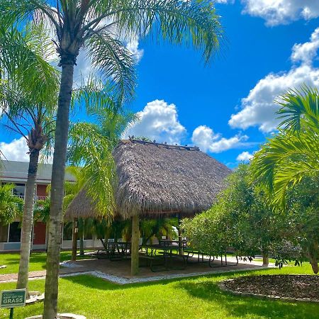 Garden Inn Homestead/Everglades/Gateway To Keys Esterno foto